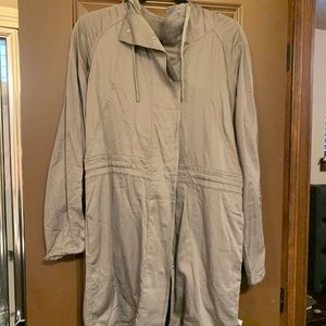Lululemon lightweight trench